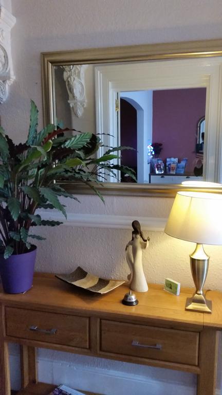 Boyne House Guest House Истборн Екстериор снимка