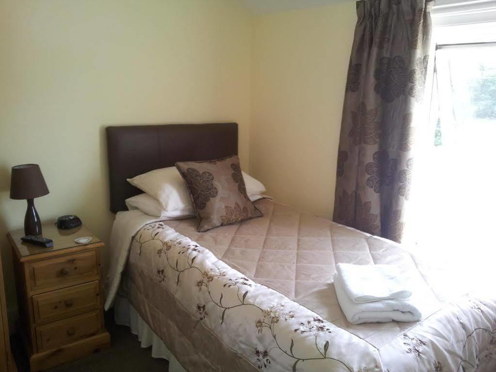 Boyne House Guest House Истборн Екстериор снимка