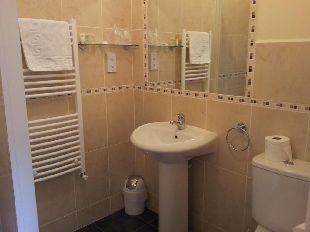 Boyne House Guest House Истборн Екстериор снимка