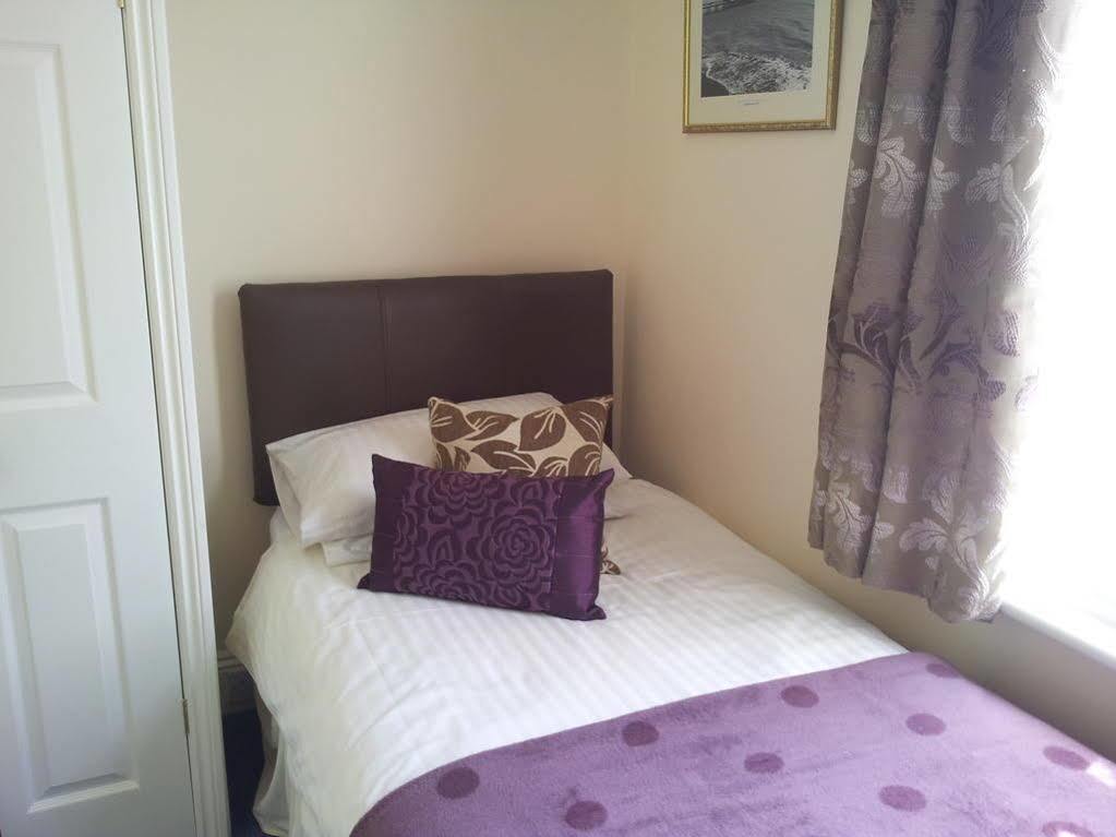 Boyne House Guest House Истборн Екстериор снимка